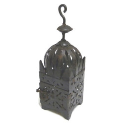 Petite lanterne marocaine Koutoubia en fer forgé marron foncé garni de ciselures