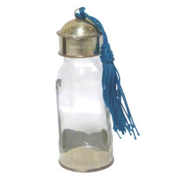 Flacon artisanal en verre orné de métal argenté et de pompon en Sabra bleu