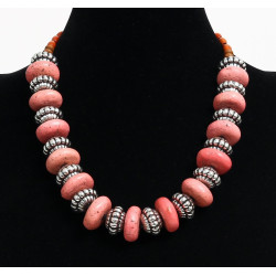Ethnic artisanal necklace imitation large pink stones