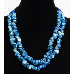 Collier ethnique artisanal imitation quartz bleu deux rangs agrémenté de tubes noirs