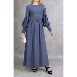 Robe longue raffinée de couleur bleu gris