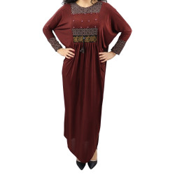 Abaya longue Marron avec broderies et perles (écharpe assortie)