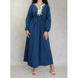 Robe longue féminine avec décoration écailles dorées et pompons - Couleur Bleu