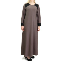 Robe longue à manches longues sobre et chic - Couleur Taupe