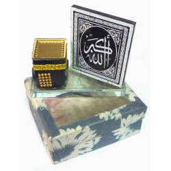 Garniture Kaaba et inscriptions islamiques en verre avec sa boite cadeau