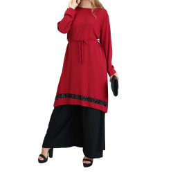 Tunique en crêpe avec strass noirs (Tuniques pour femmes) - Couleur Bordeaux