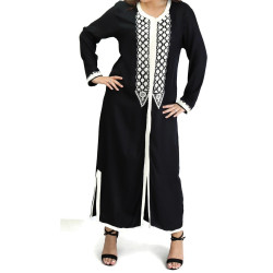 Moroccan / Gandoura dress with long sleeves with white embroidery - Black color