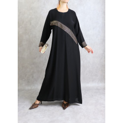 Abaya longue noire "Dubai" tissu satiné décoré de strass dorés pour femme avec son...