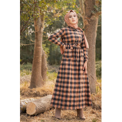 Robe chemise longue boutonnée à carreaux - Saison Automne-Hiver (Boutique musulmane...