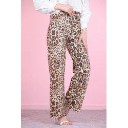 Leopard print pants (Modest Fashion)