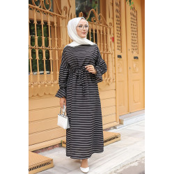 Robe longue à rayures avec ceinture pour femme voilée - Couleur noire