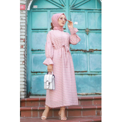 Robe longue à rayures avec ceinture pour femme voilée - Couleur rose poudré