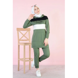 Survêtement tricolore à capuche imprimé "Breathe" (Hijab Sport-Wear) - Couleur Kaki,...