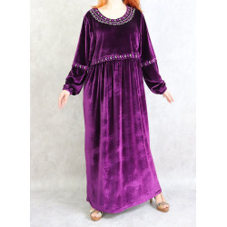 Long velvet dress with embroidery - Color Purple