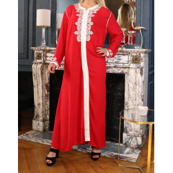 Robe Marocaine longue avec broderie et strass style caftan de couleur rouge
