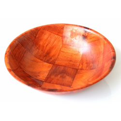 Small deep wooden dish (25 cm)