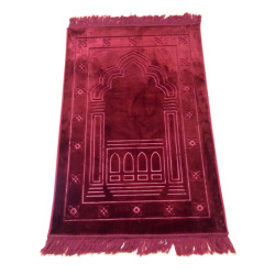 Grand tapis de luxe épais couleur Bordeaux avec dessins indiquant la direction de la qibla