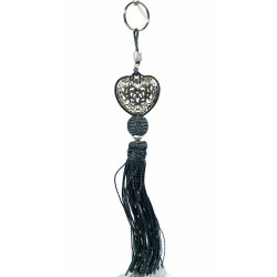 Porte-clés artisanal coeur en métal argenté ciselé et pompon en sabra - Gris