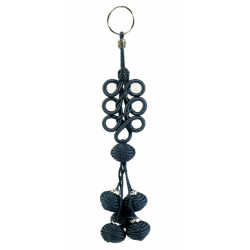 Pendentif de décoration / Porte-clés artisanal en sabra avec pompons - Gris